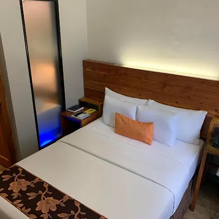Cuarto Hotel