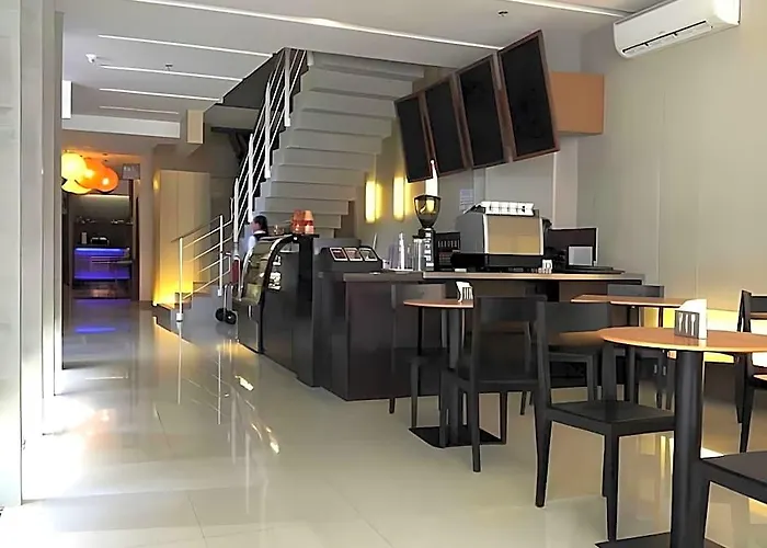 Hotel Cuarto 3*