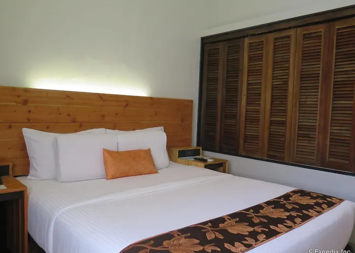 Cuarto Hotel 3*